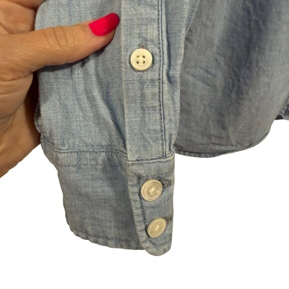 Vineyard Vines Relaxed Chambray Long Sleeve Button Up Blue Blouse Size 6 - Picture 2 of 7